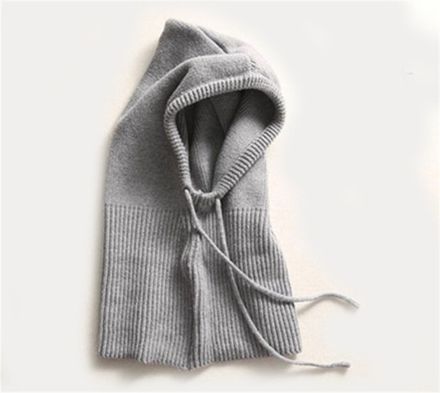 Luxurious Wool Winter Beanie with Adjustable Fit