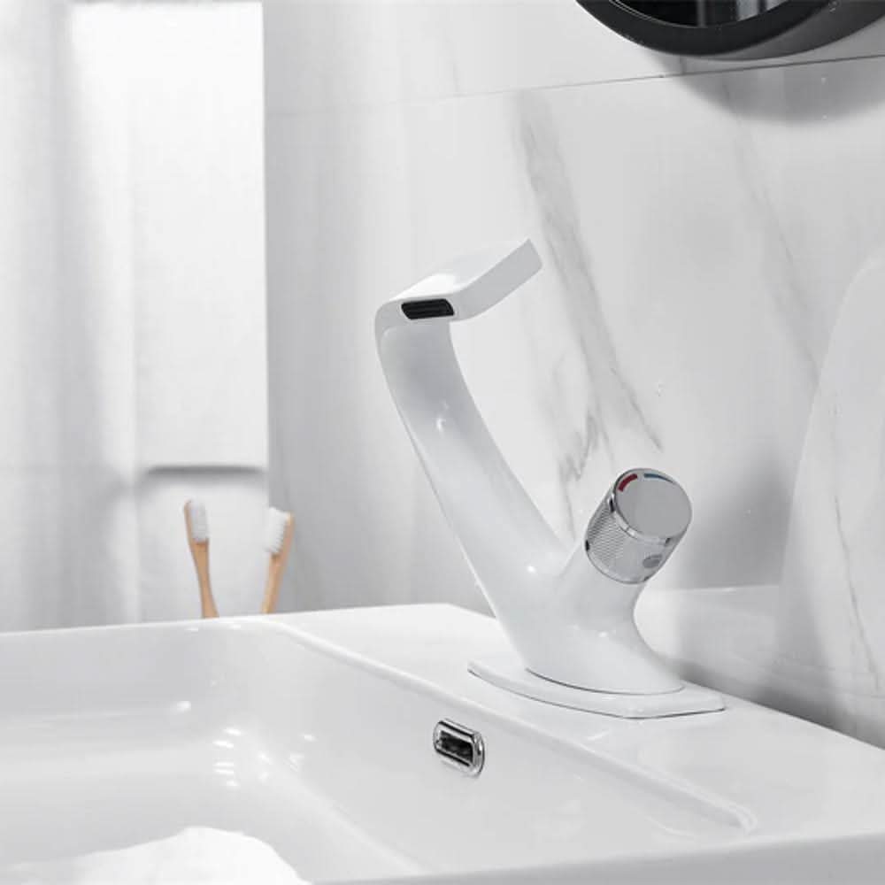 CascadeFlow – Stylish Brass Basin Mixer for a Luxe Bathroom