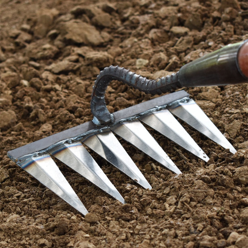 Weed Rake Carbon Steel Sharp Tines Rust Resistant