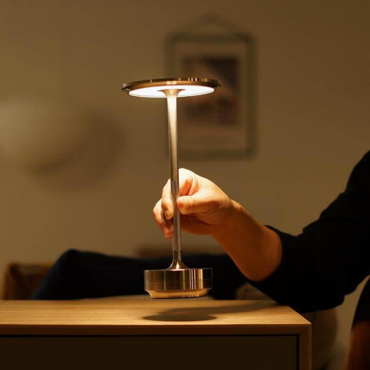 Versatile Wireless Lamp - Customizable Brightness Settings