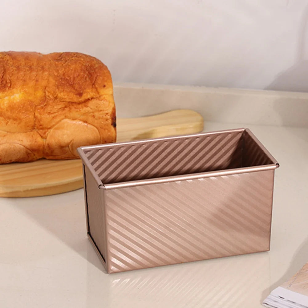 Non-Stick Bakeware Set with Lid - 2 Pieces in Rose Gold