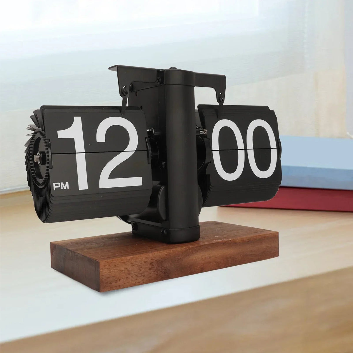 Retro Mechanical Flip Clock with Stylish Wood Finish