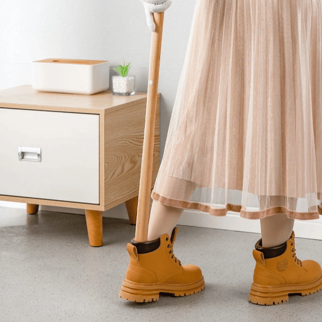 EASELUX – Magnetic Beech Wood Shoehorn for Effortless Wearing