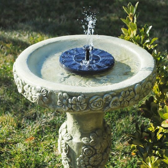 Floating Fountain Solar-Powered Six Interchangeable Heads