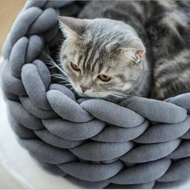 Knitted Pet Basket Braided Wool Machine-Washable & Quick-Drying
