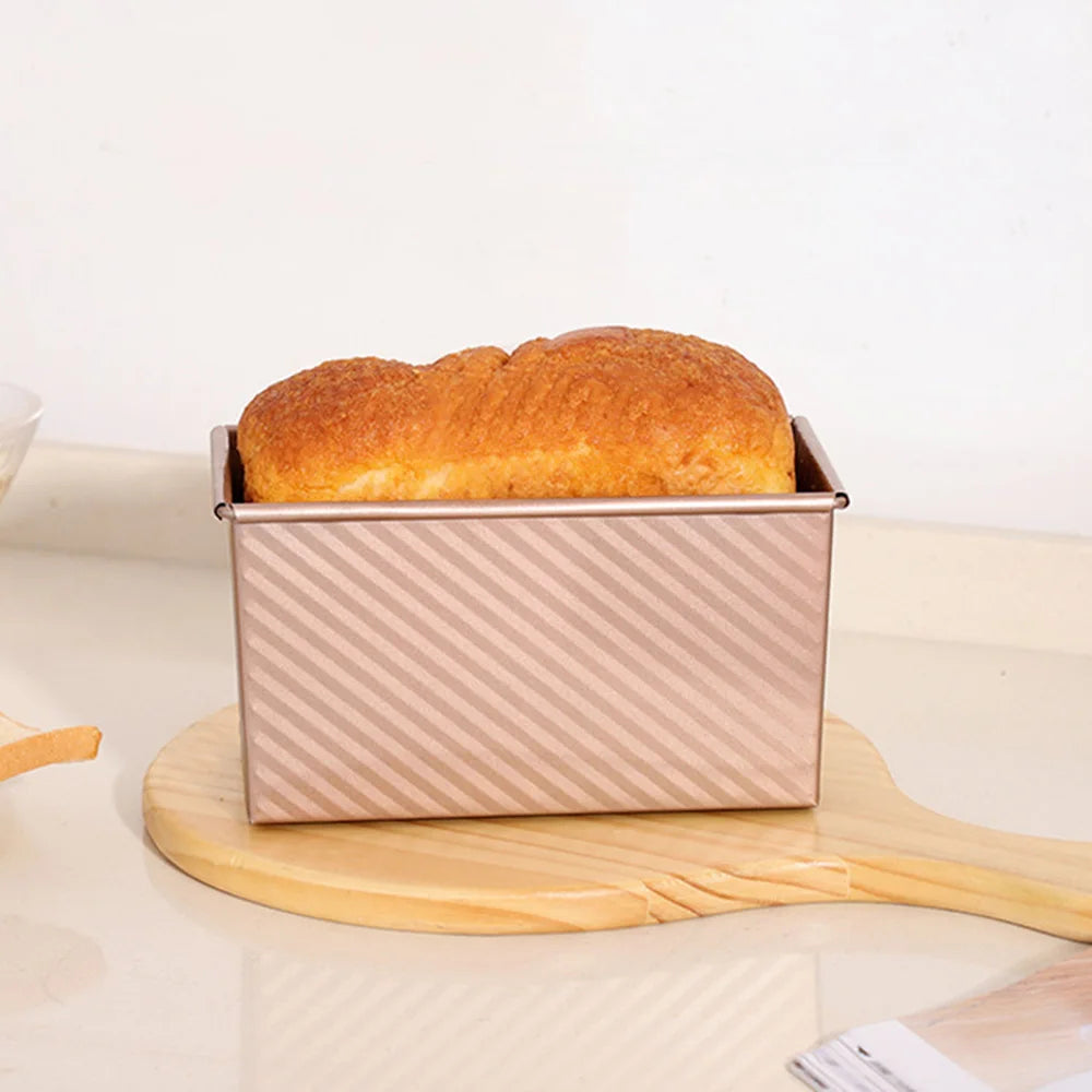 Non-Stick Bakeware Set with Lid - 2 Pieces in Rose Gold