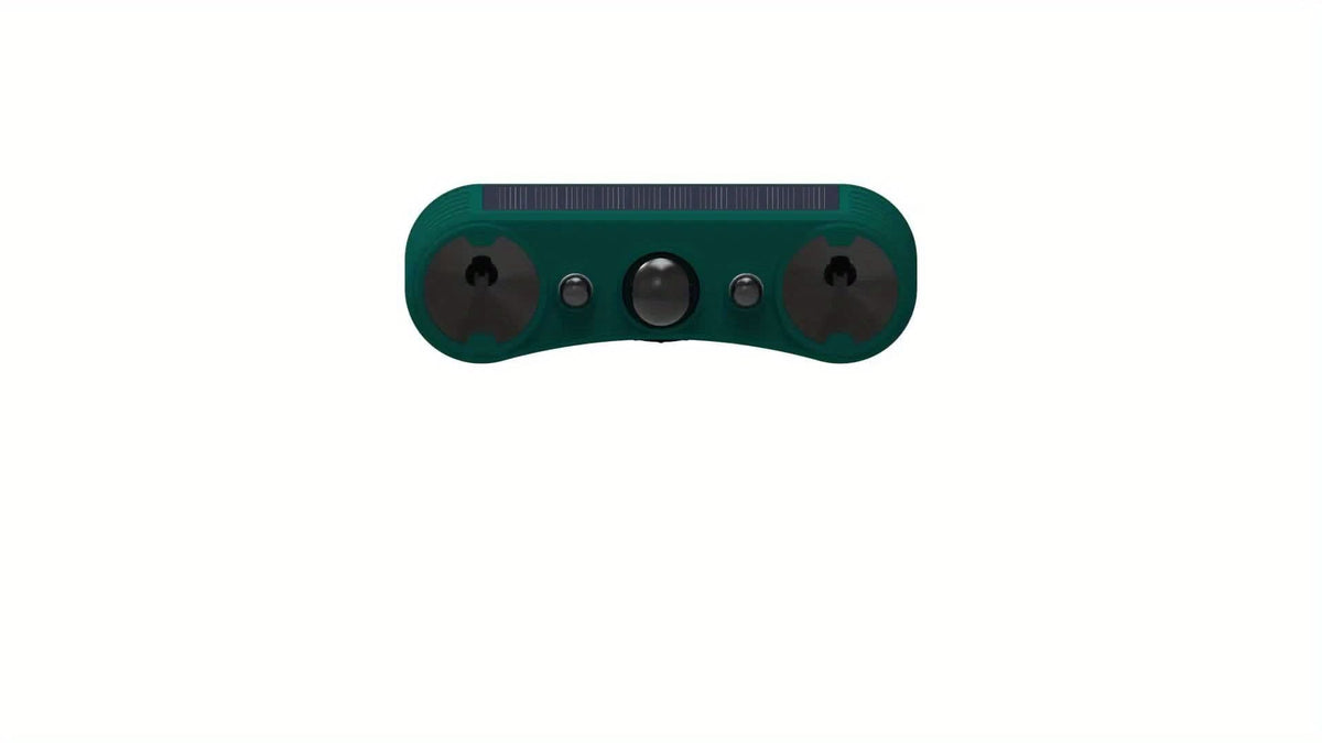 GardenGuard Pro – Smart Motion-Activated Pest Deterrent
