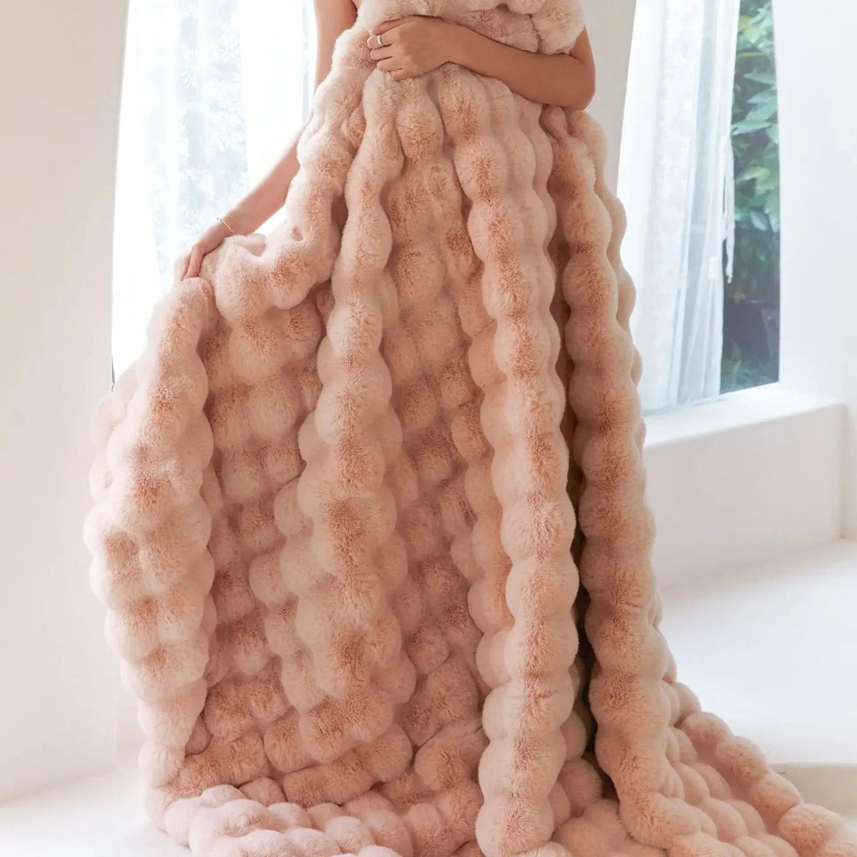 All-Season Comfort Blanket for Cozy Living